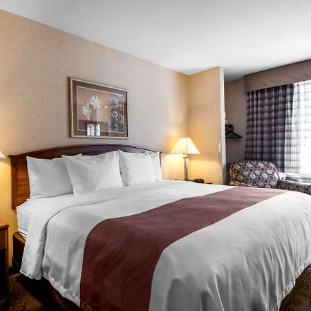 Quality Inn Burlington Bagian luar foto