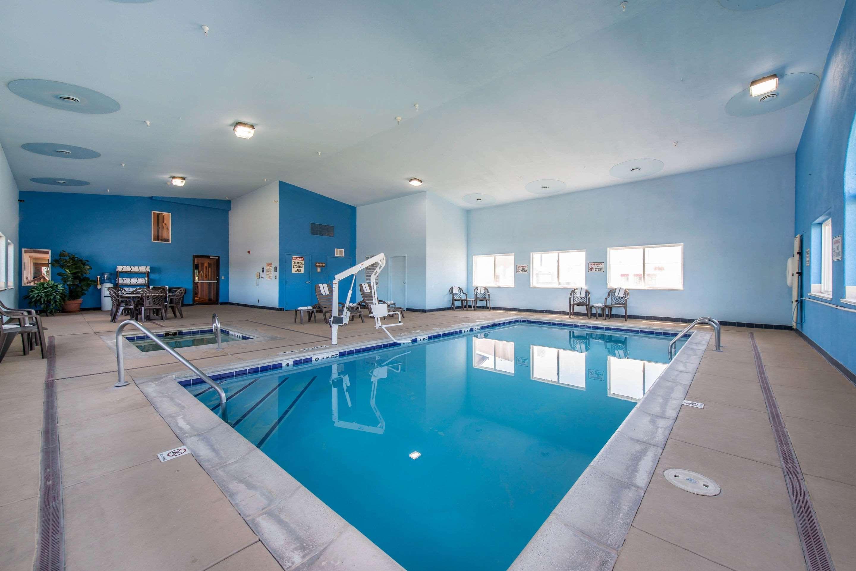Quality Inn Burlington Bagian luar foto