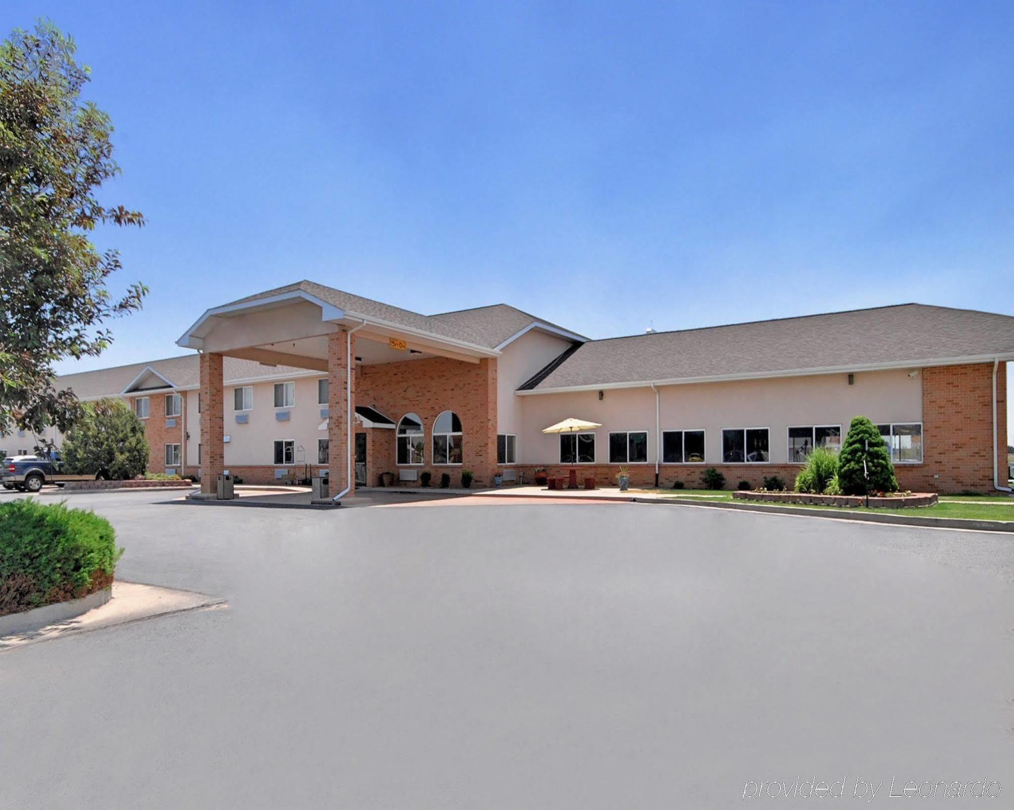 Quality Inn Burlington Bagian luar foto
